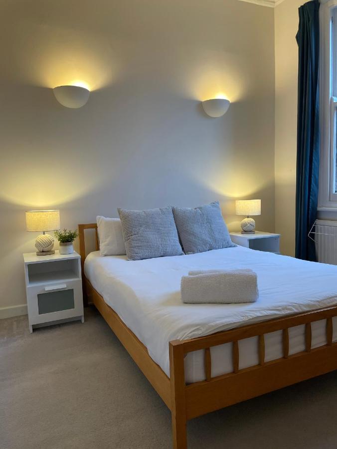 Spacious 2 Bedroom Apartment With Garden Кембридж Экстерьер фото